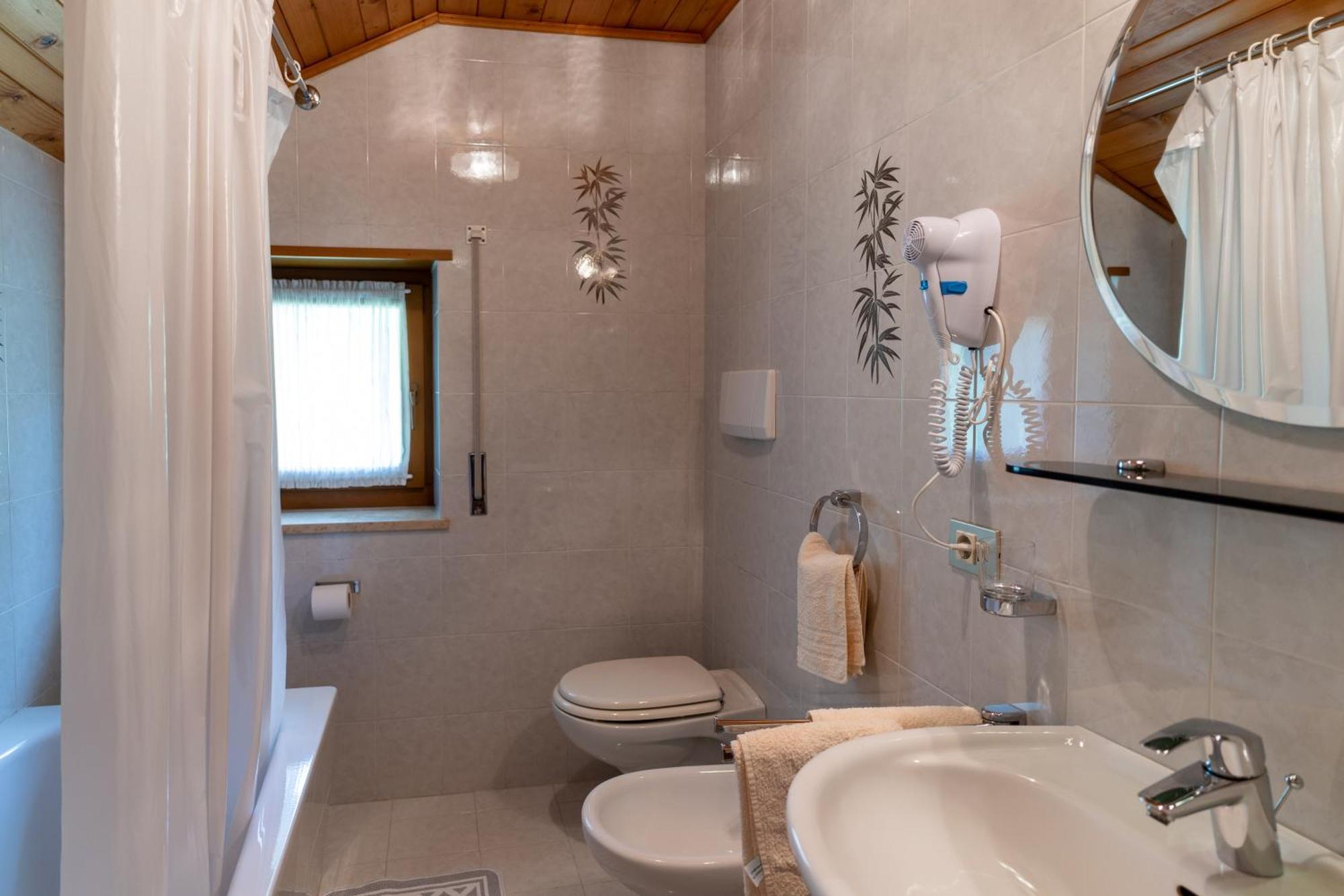 Chalet Fisti Ла Вилла Номер фото